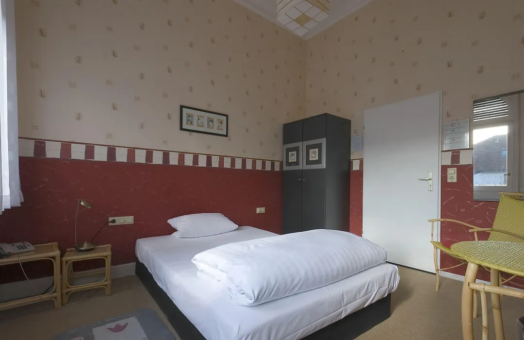 Hotel Am Berg-1